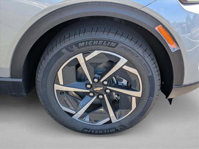 New 2026 Chevrolet Equinox EV LT image 10