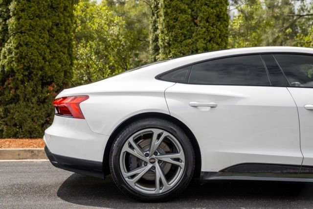 Used 2022 Audi e-tron GT Premium Plus AWD/4WD image 12