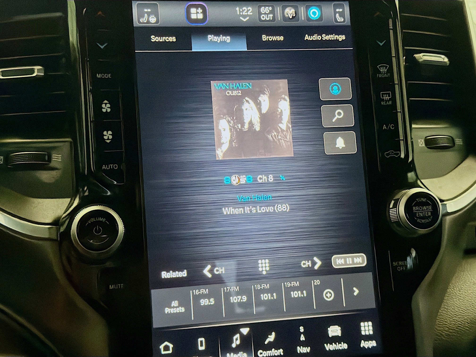 Used 2022 RAM 3500 Laramie image 9