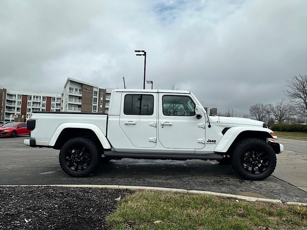 Used 2022 Jeep Gladiator Overland image 13