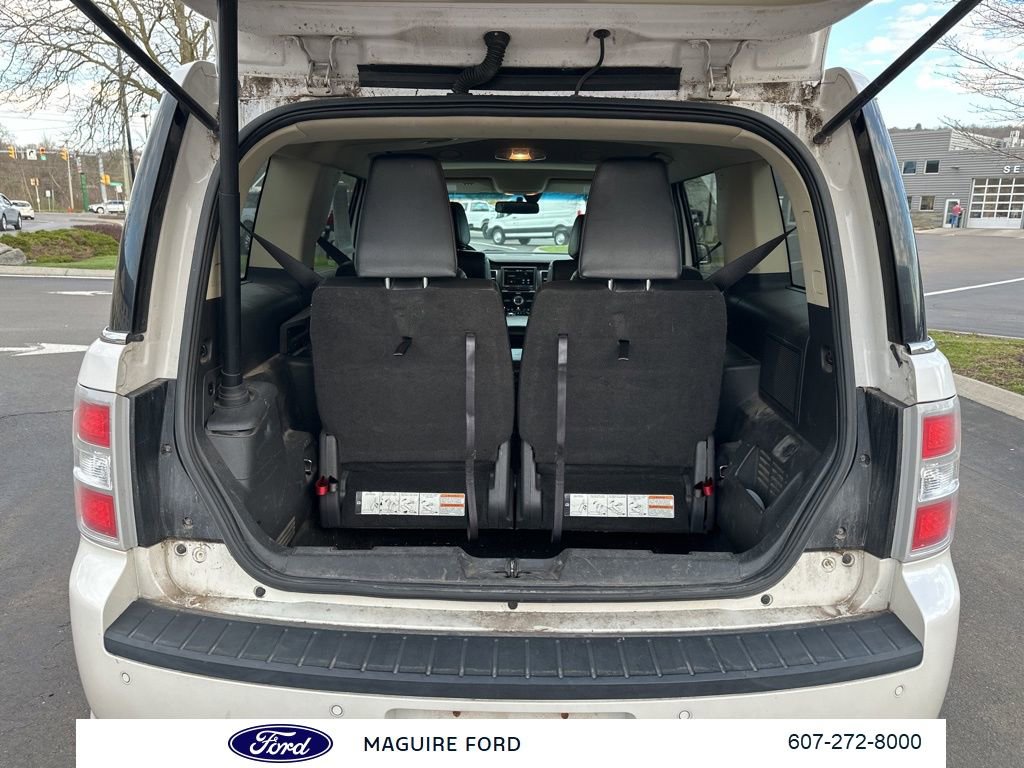 Used 2013 Ford Flex Limited w/ Class III Trailer Tow Pkg image 12