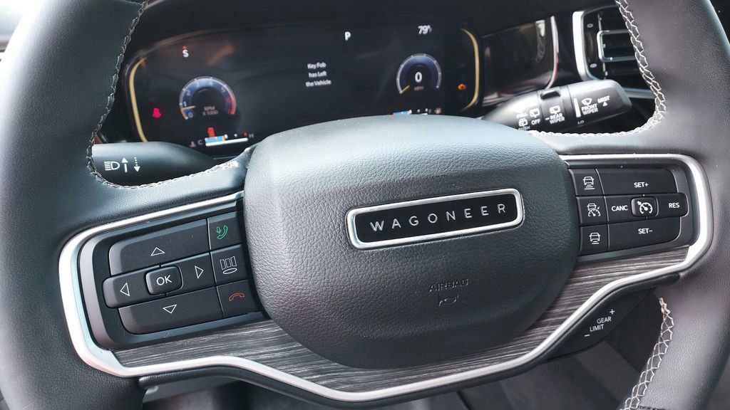 Used 2023 Jeep Wagoneer Series II image 14