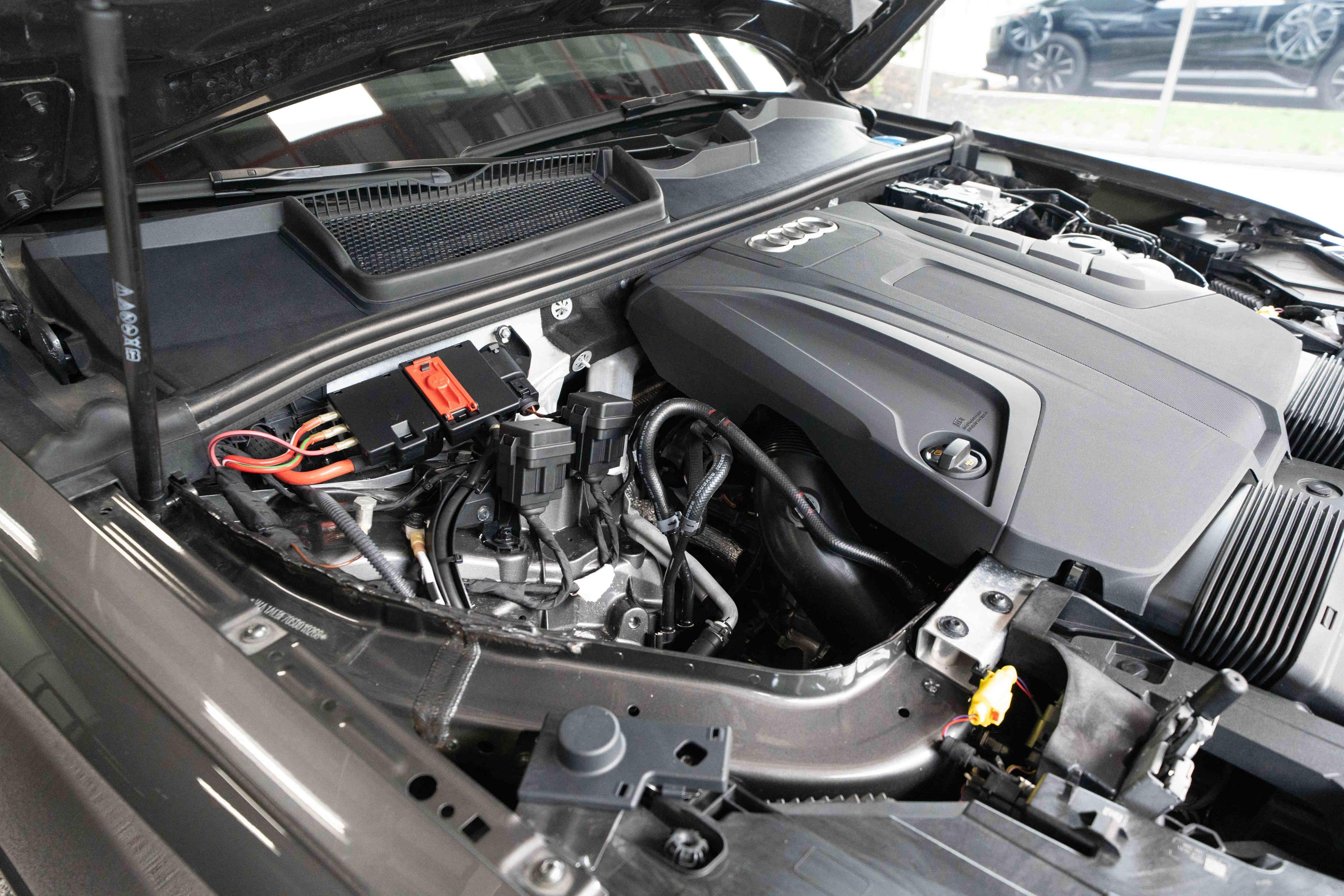 Used 2025 Audi Q7 2.0T Premium AWD/4WD image 33