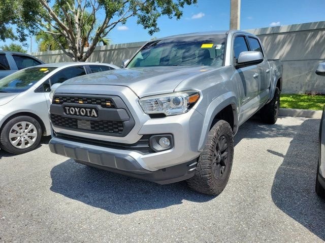Used 2019 Toyota Tacoma SR5 RWD image 3