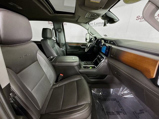 Used 2024 GMC Sierra 3500 Denali w/ Denali Reserve Package image 33