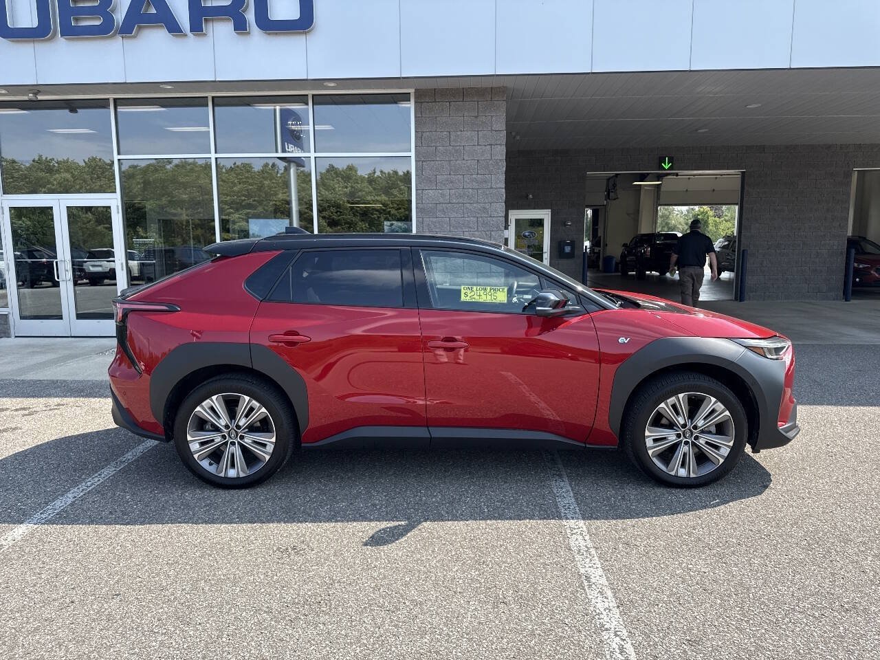 Used 2023 Subaru Solterra AWD image 3