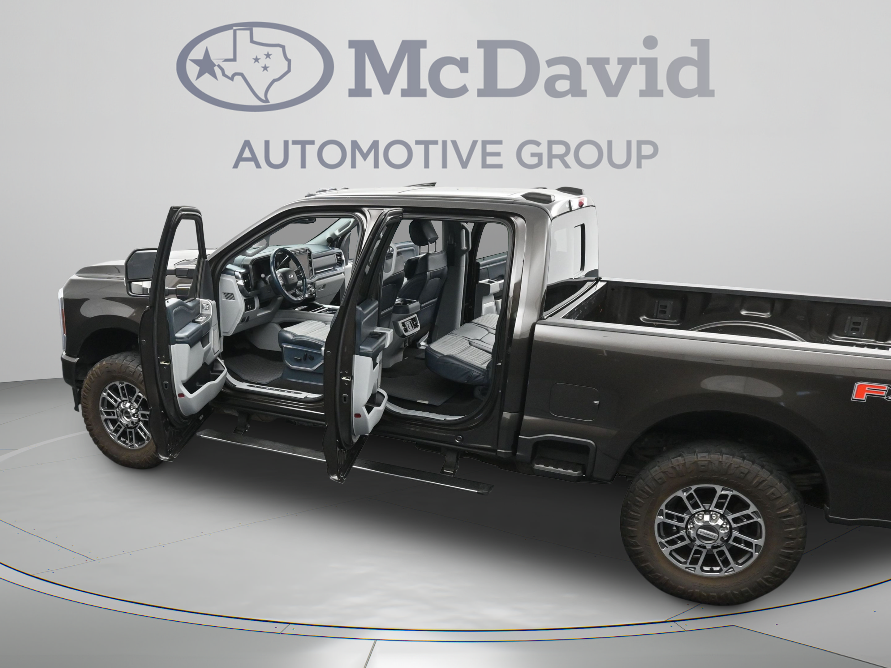 Used 2024 Ford F350 Limited w/ FX4 Off-Road Package AWD/4WD image 45