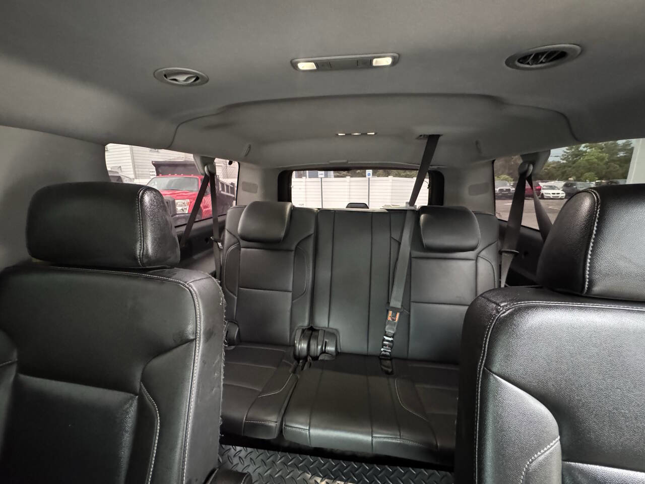 Used 2018 Chevrolet Suburban LT AWD/4WD image 46