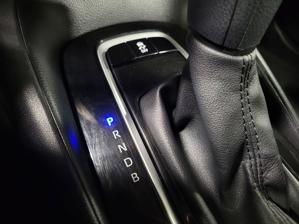 Used 2025 Toyota Corolla LE image 16
