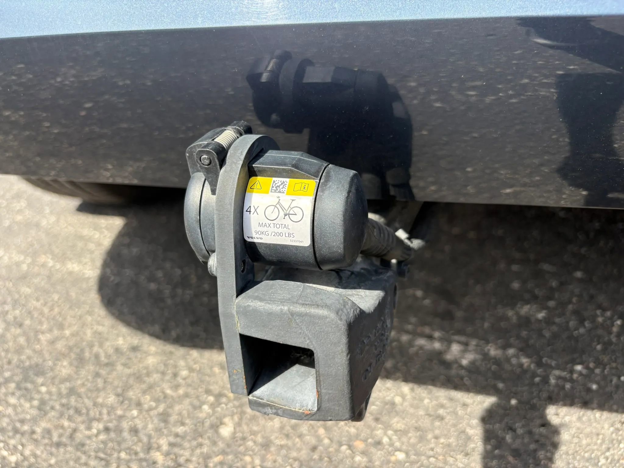 Used 2022 Volvo XC60 B5 Momentum w/ Advanced Package image 26