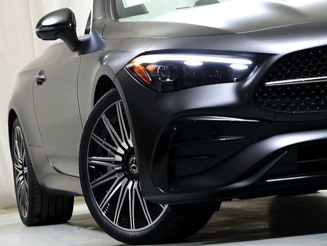 New 2026 Mercedes-Benz CLE 450 4MATIC Cabriolet image 4