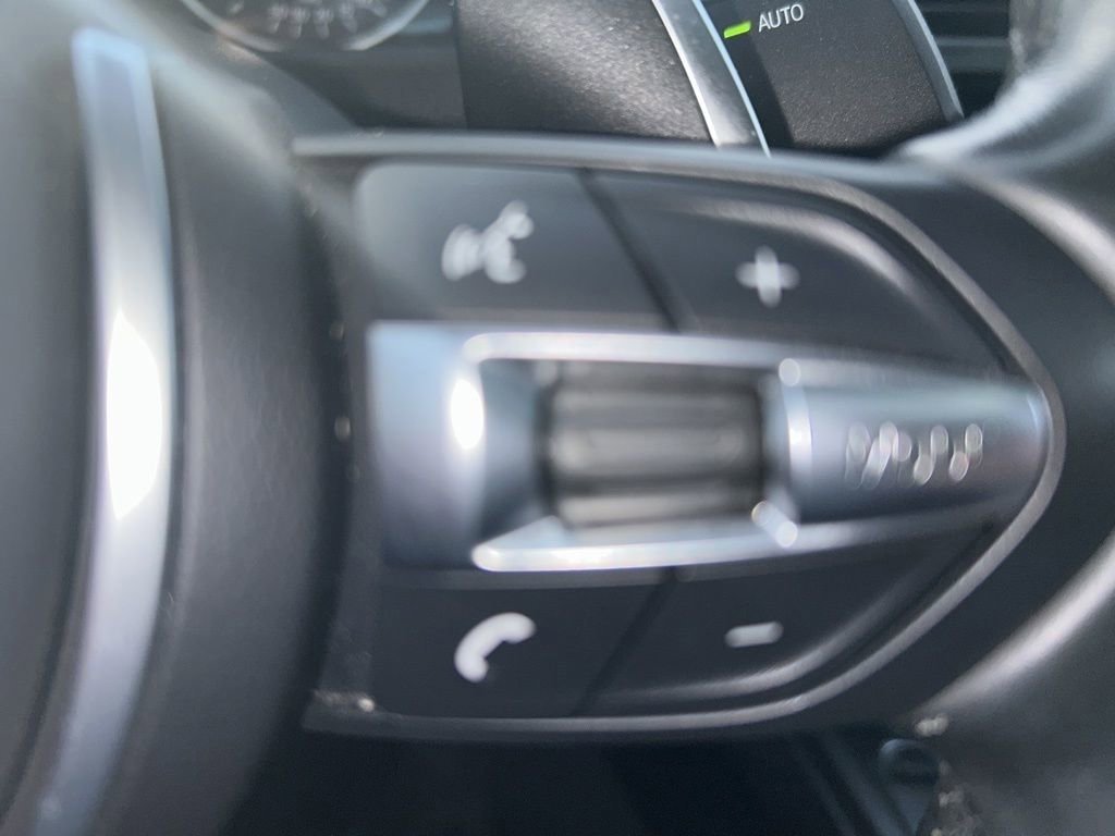 Used 2018 BMW 330i xDrive Sedan image 14
