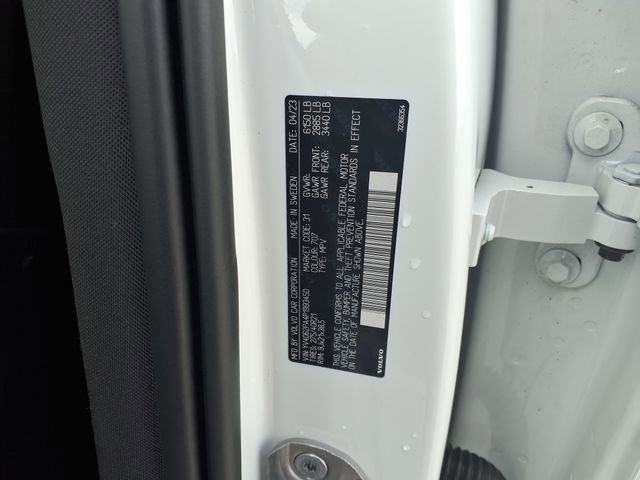 Used 2023 Volvo XC90 B6 Ultimate w/ Protection Package Premier image 34