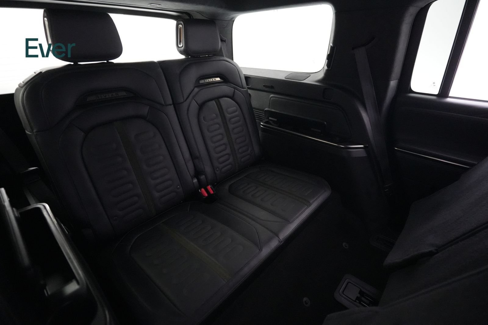 Used 2023 Rivian R1S Adventure AWD/4WD image 26
