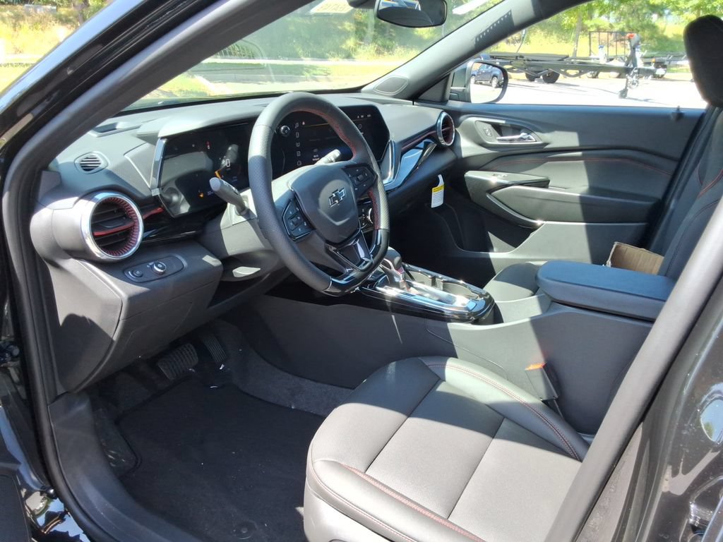 New 2026 Chevrolet Trax RS w/ Sunroof Package FWD image 20