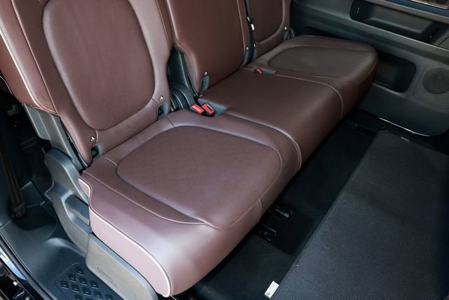 Used 2025 Volkswagen ID. Buzz Pro S RWD image 15
