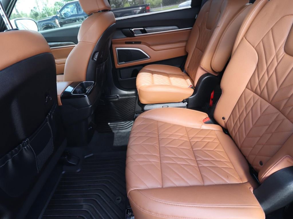 Used 2024 Kia Telluride EX X-Line image 14