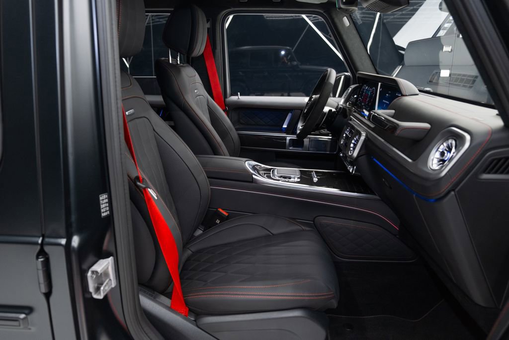 Used 2025 Mercedes-Benz G 63 AMG 4MATIC image 25