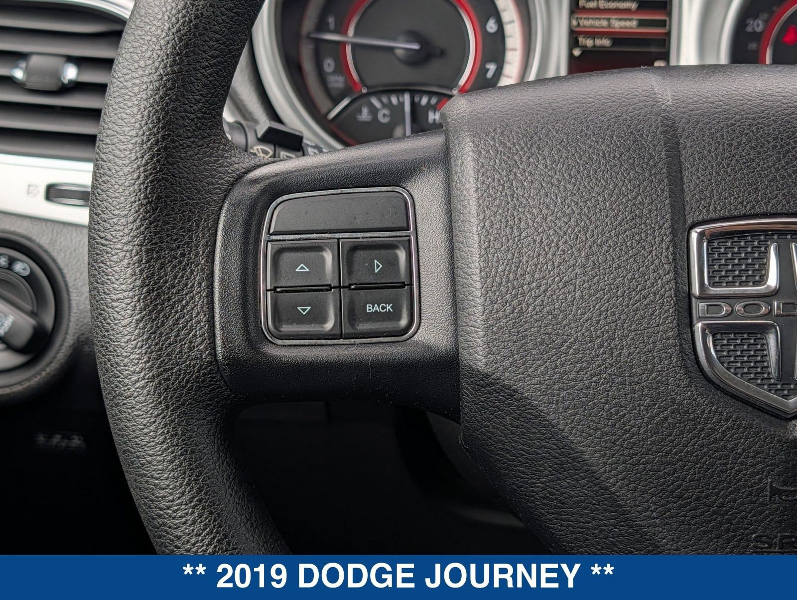 Used 2019 Dodge Journey SE w/ Blacktop Package image 25