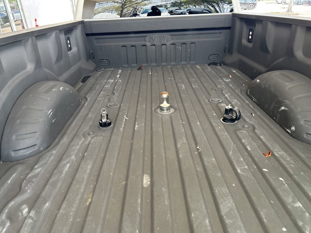 Used 2025 Ford F350 Lariat image 34