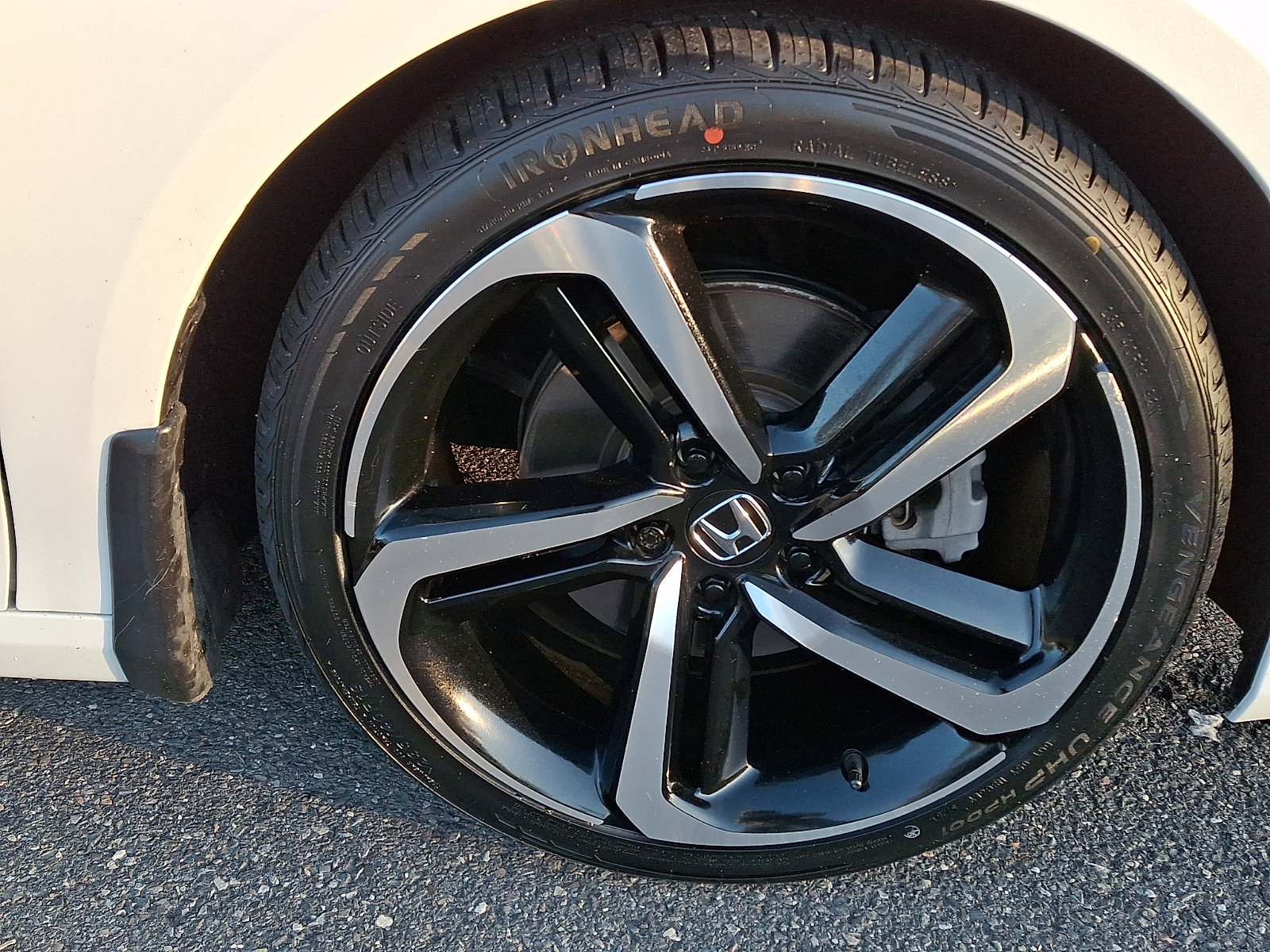 Used 2022 Honda Accord Sport image 8