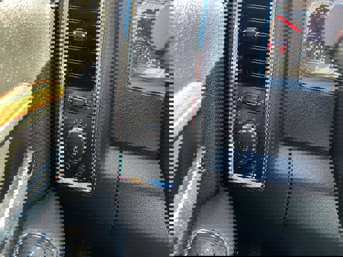 Used 2014 RAM 1500 Laramie w/ Convenience Group image 60