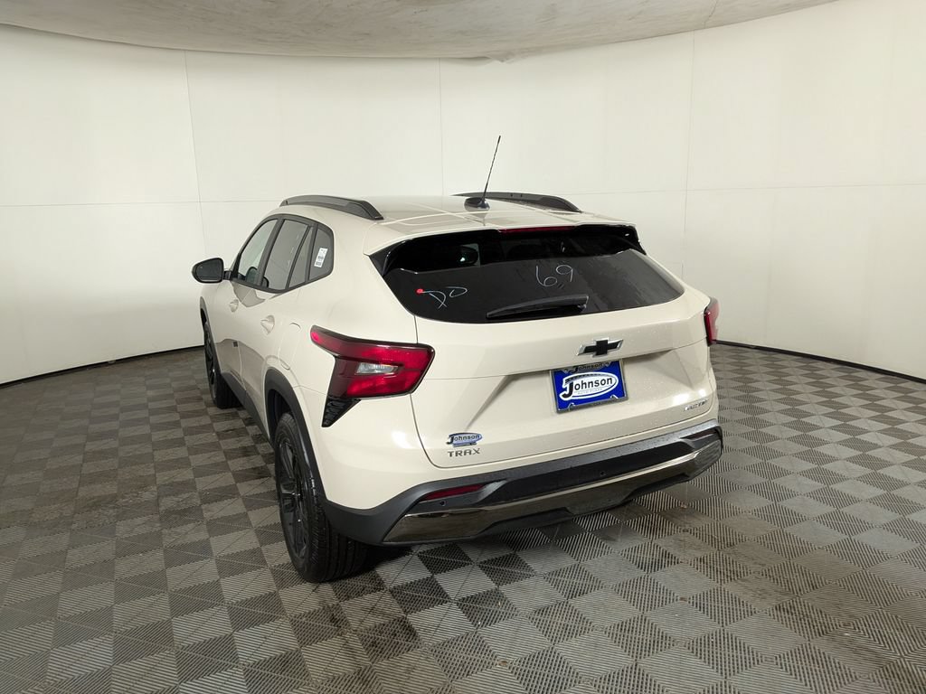 New 2026 Chevrolet Trax ACTIV w/ Driver Confidence Package FWD image 4