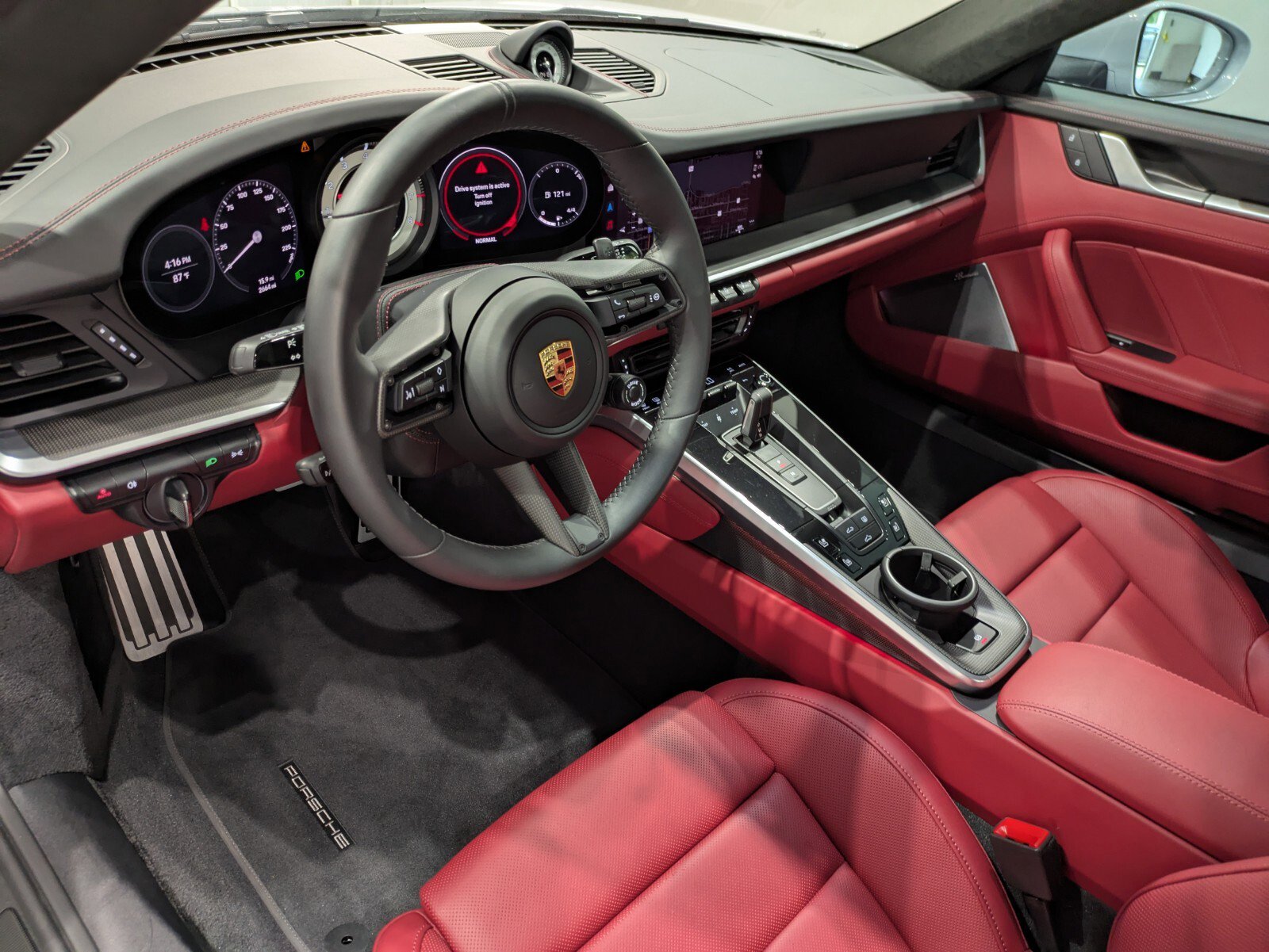 Used 2025 Porsche 911 Turbo S image 7