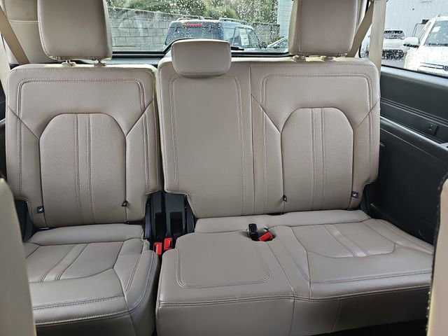 Used 2024 Ford Expedition Max Limited image 14