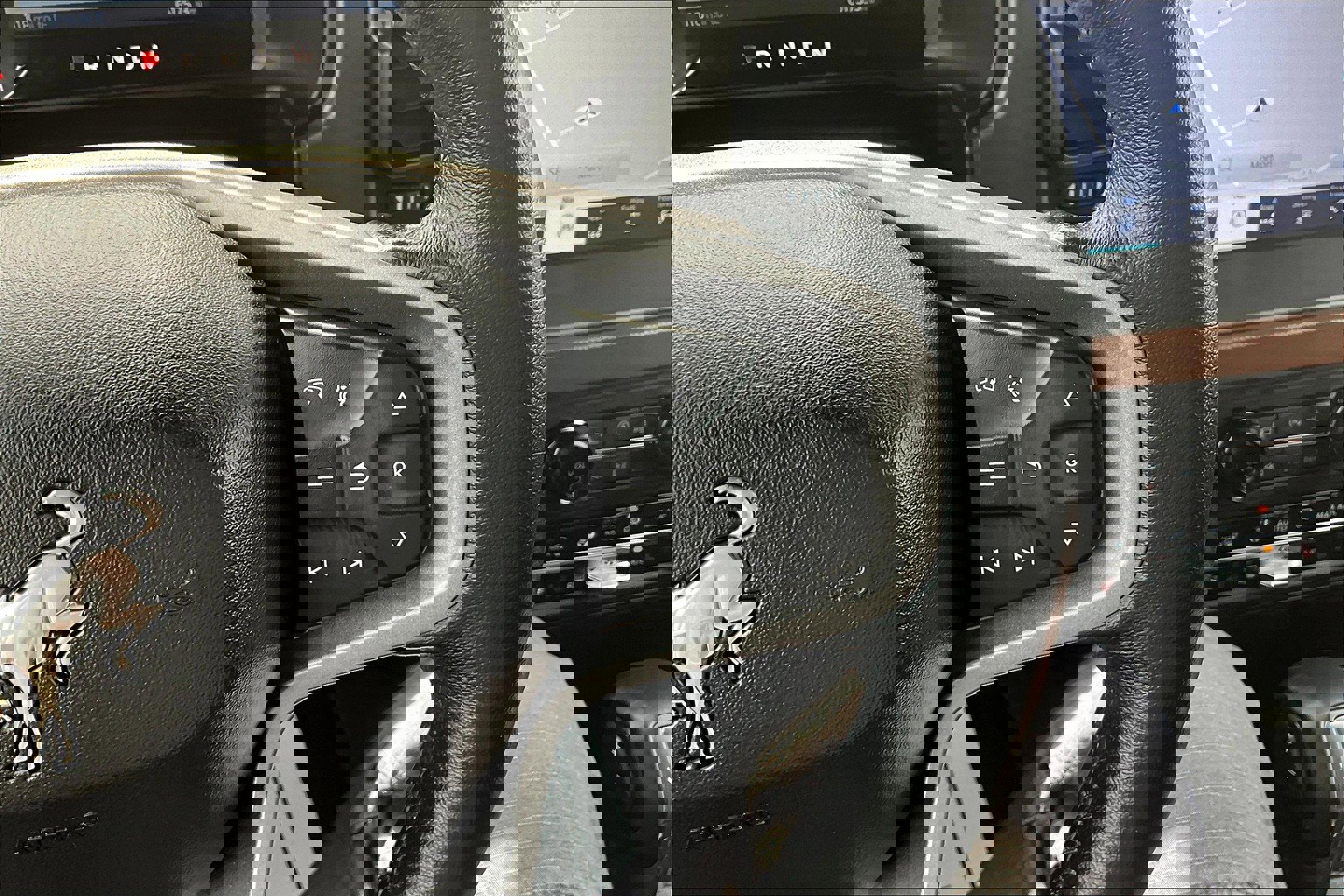 Used 2024 Ford Bronco Outer Banks image 23