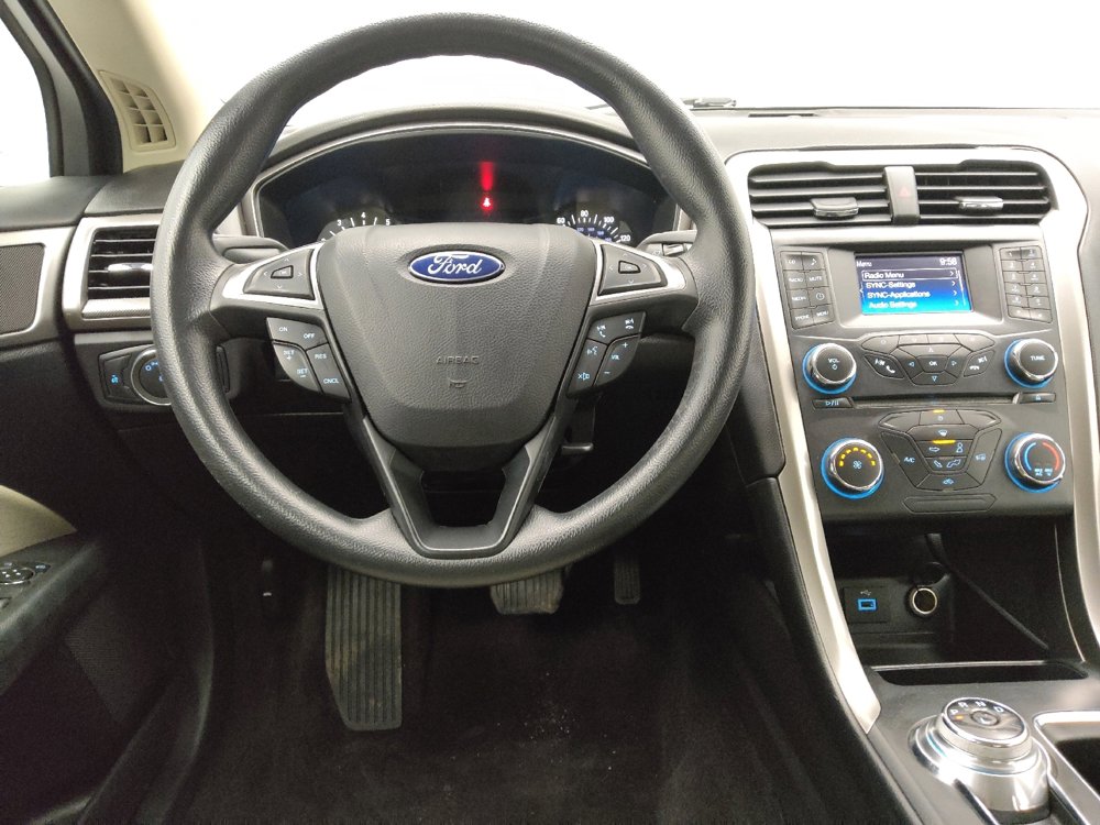 Used 2017 Ford Fusion S image 22
