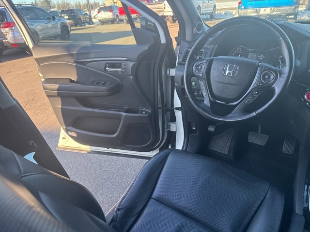 Used 2017 Honda Ridgeline RTL-E image 16