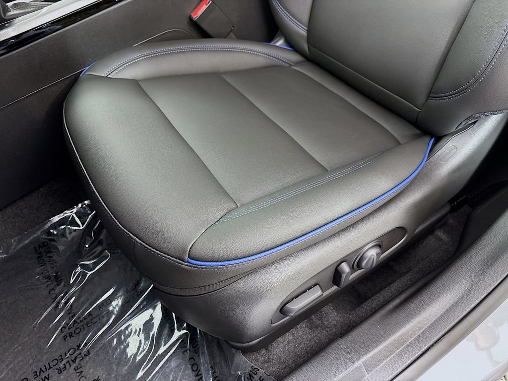 New 2026 Buick Envista Sport Touring w/ Convenience I Package FWD image 18