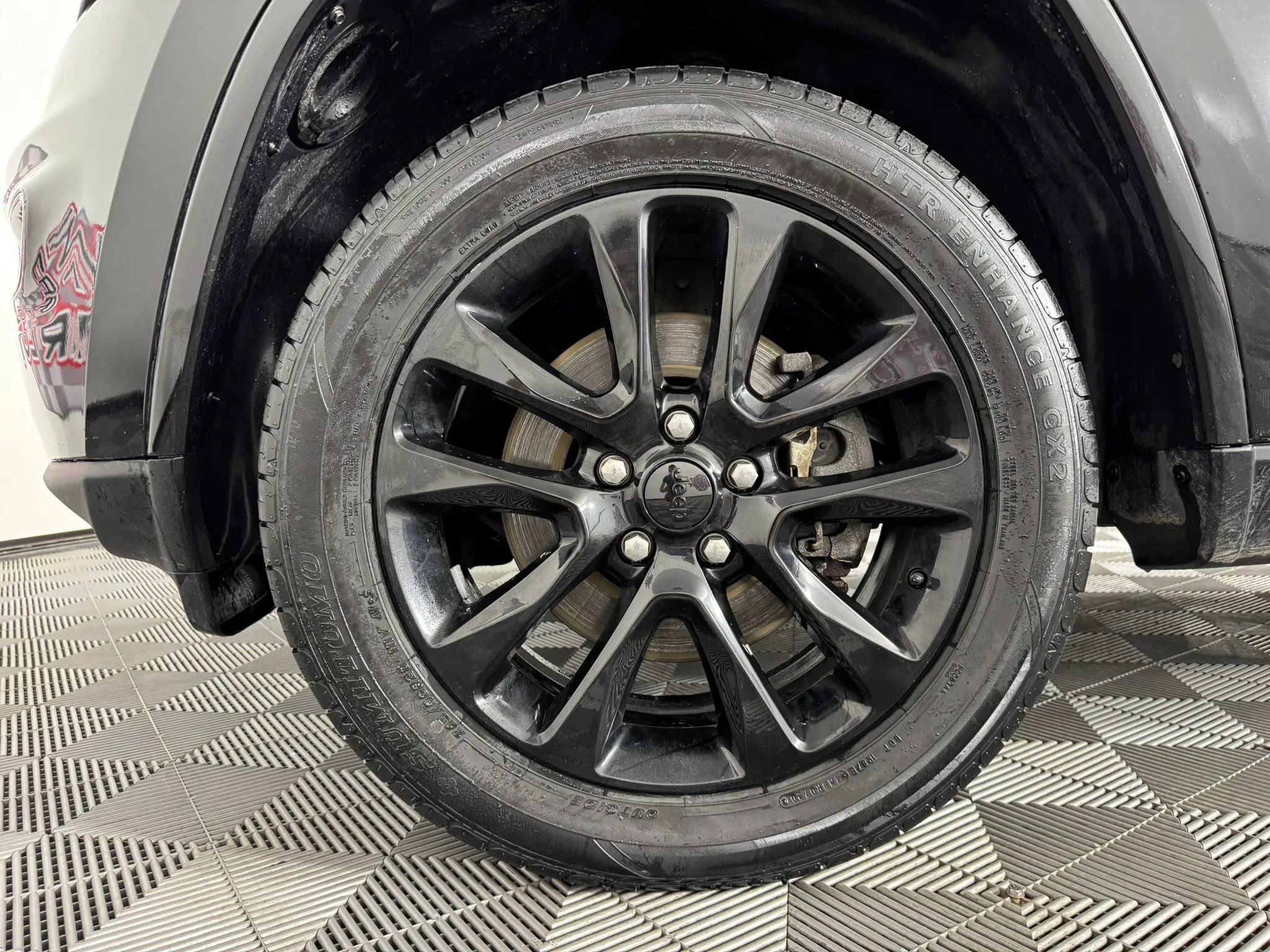 Used 2021 Jeep Grand Cherokee Laredo X AWD/4WD image 44