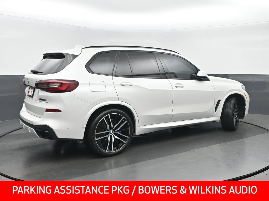 Used 2022 BMW X5 M50i w/ Executive Package AWD/4WD image 3