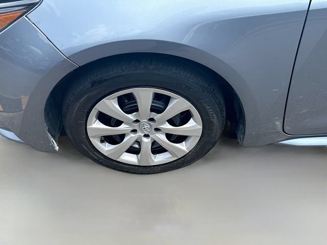 Used 2022 Toyota Corolla LE FWD image 29
