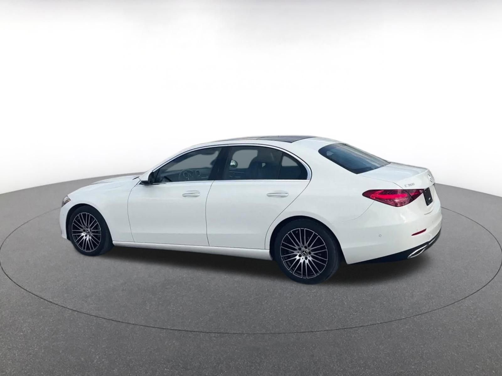 Used 2024 Mercedes-Benz C 300 Sedan image 10