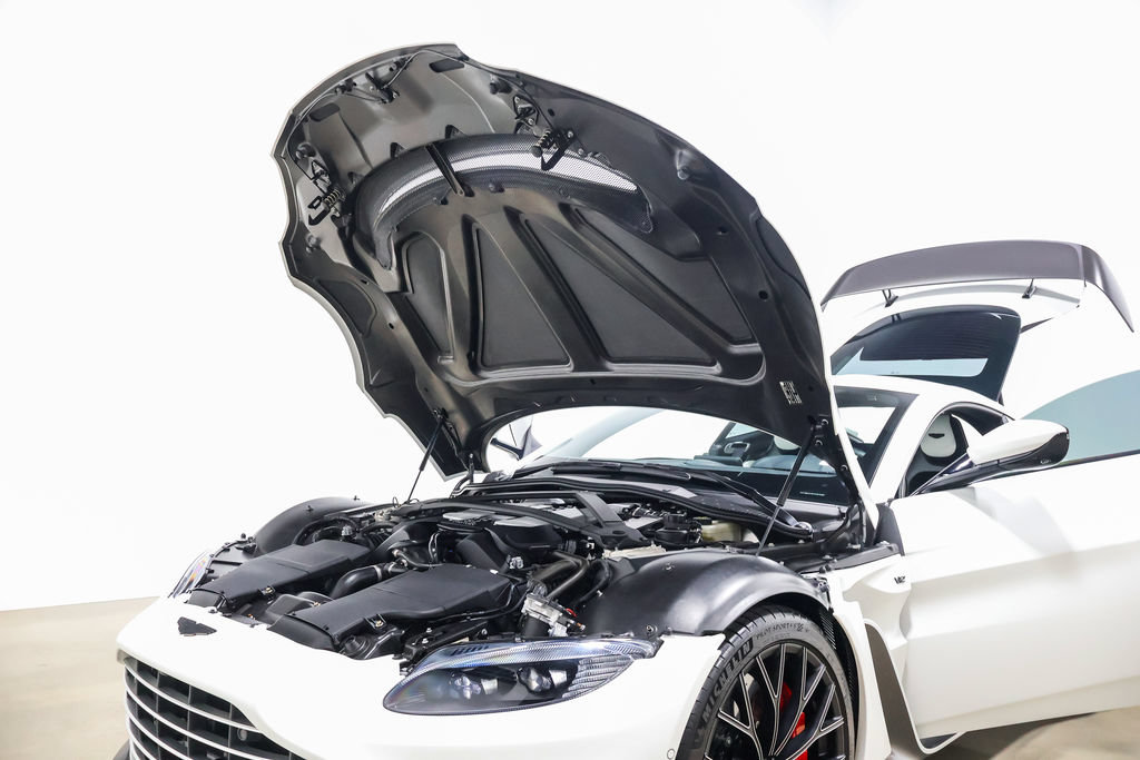 Used 2023 Aston Martin V12 Vantage RWD image 42