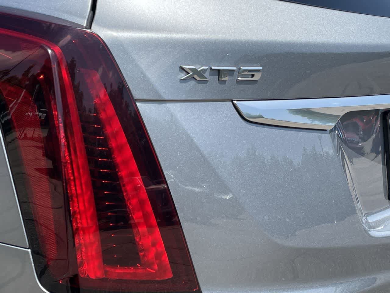 Certified 2024 Cadillac XT5 Premium Luxury FWD image 40