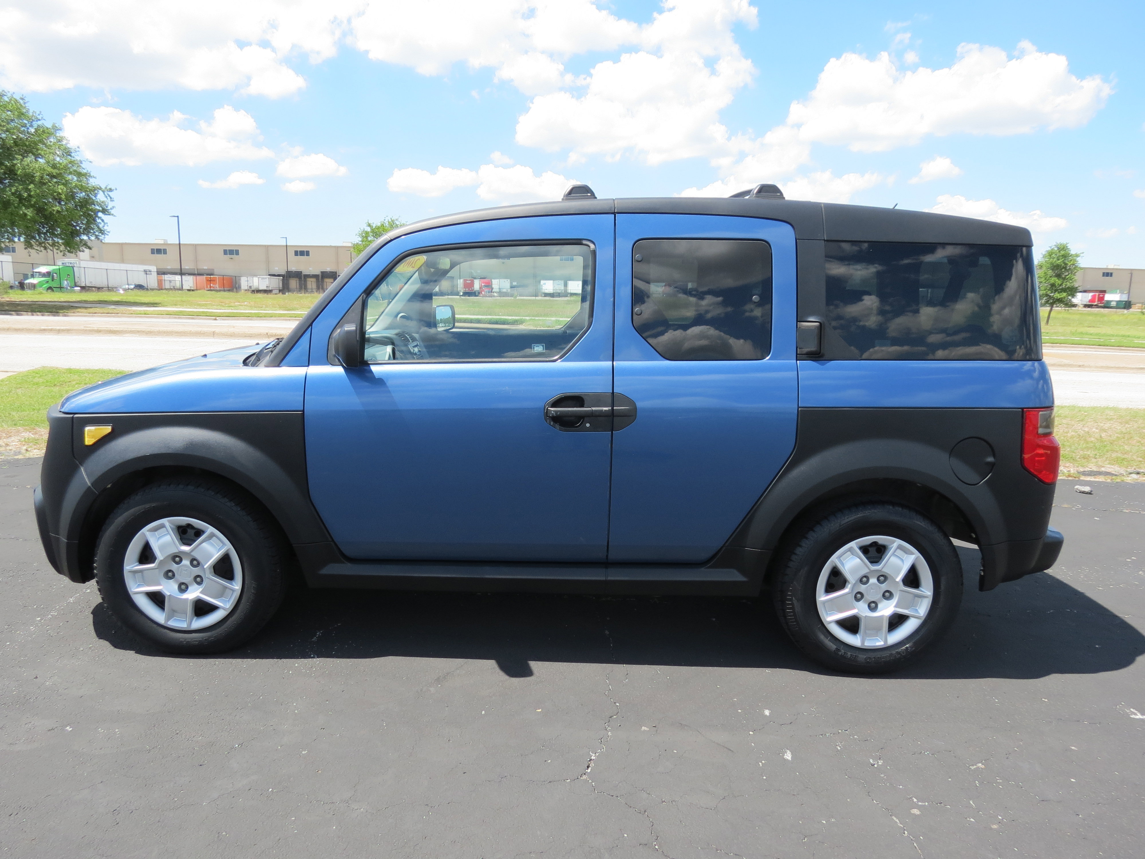Used 2007 Honda Element LX image 3