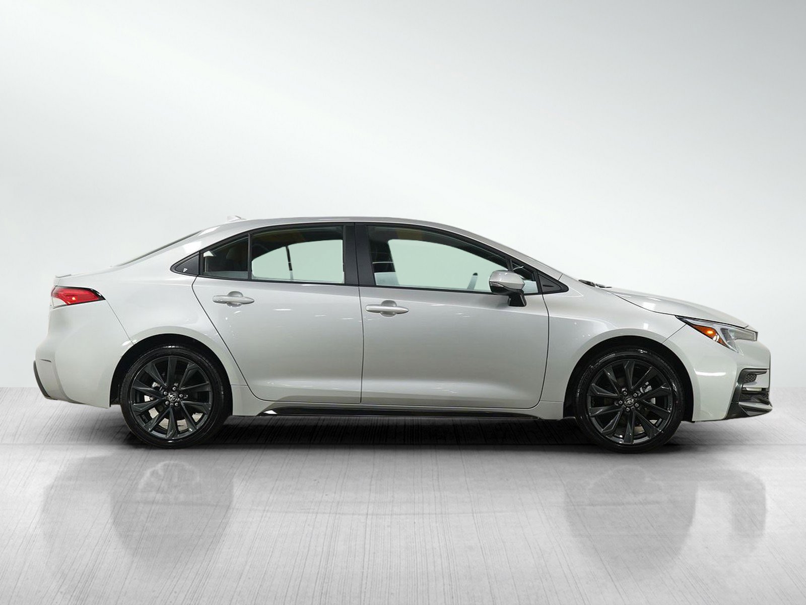 Used 2026 Toyota Corolla SE image 6