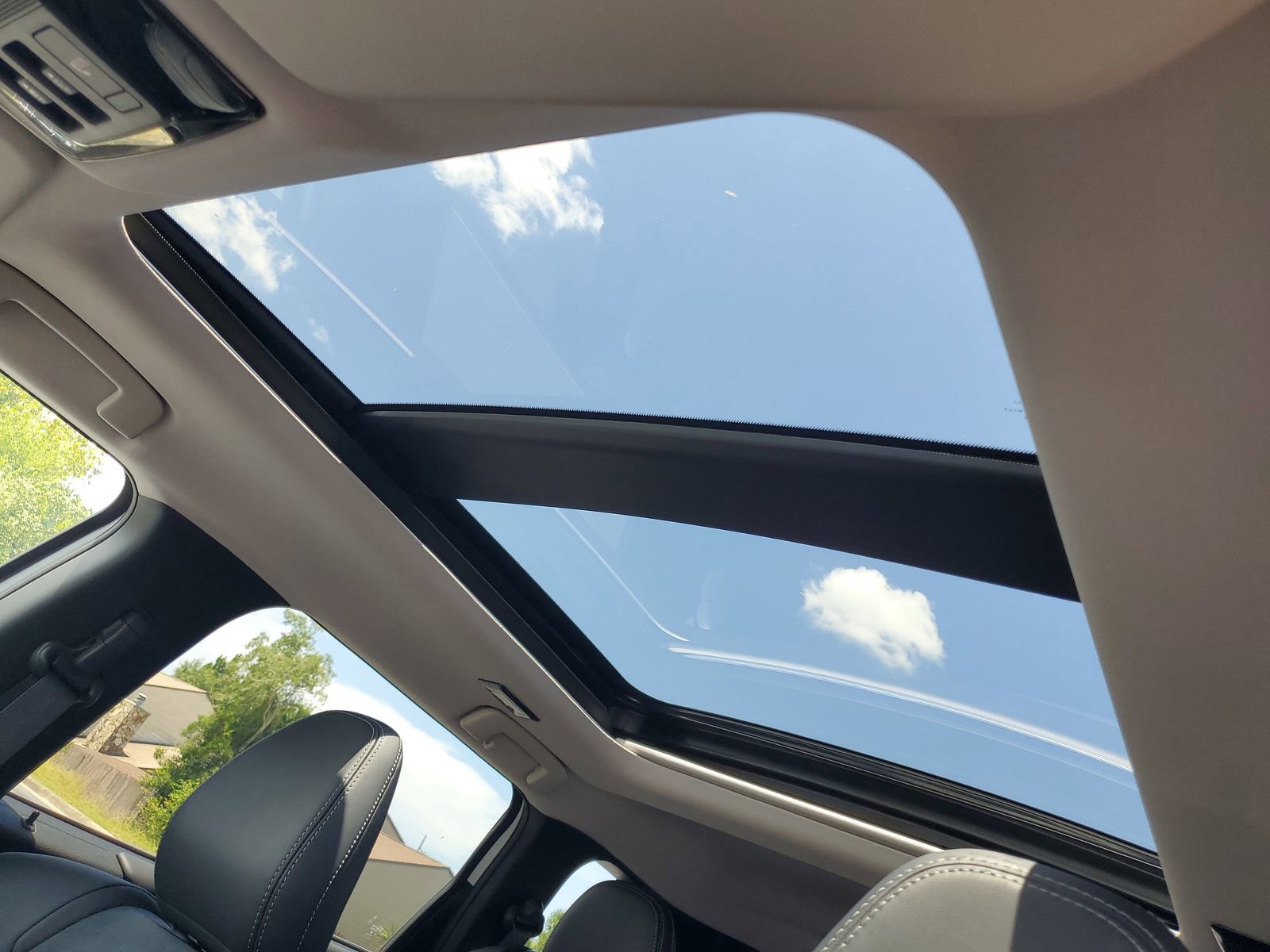 New 2025 Mitsubishi Outlander SE image 10