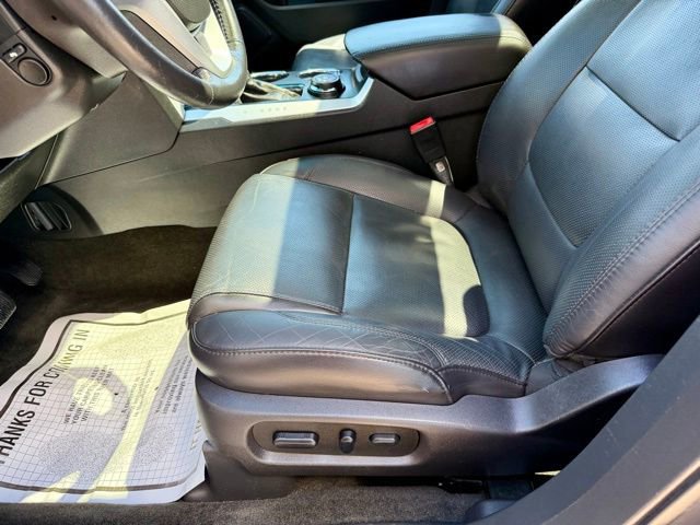 Used 2014 Ford Explorer Limited w/ Equipment Group 301A AWD/4WD image 31