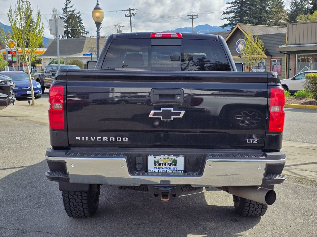 Used 2016 Chevrolet Silverado 2500 LTZ w/ Duramax Plus Package image 6