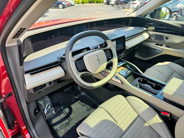 Used 2025 Lincoln Nautilus Reserve AWD/4WD image 15