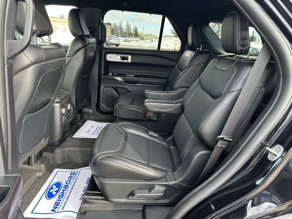 Used 2020 Ford Explorer ST w/ Premium Technology Package image 14