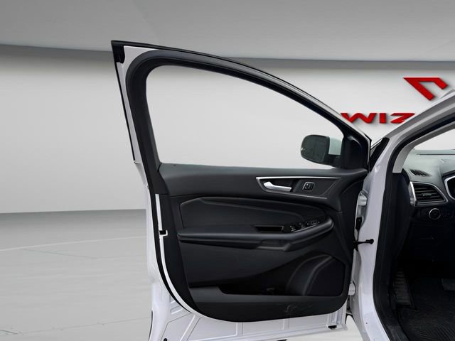 Used 2017 Ford Edge Titanium w/ Equipment Group 301A image 14