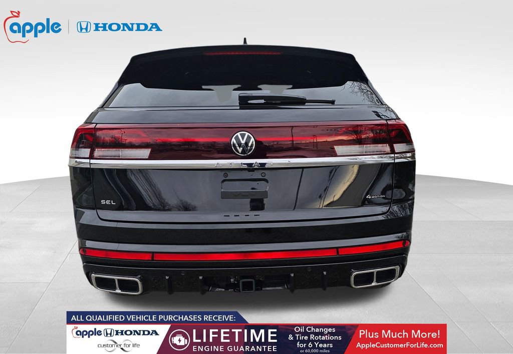 Used 2024 Volkswagen Atlas Cross Sport SEL R-Line image 6