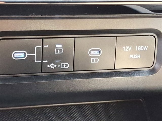 Certified 2025 Hyundai Tucson Limited image 24