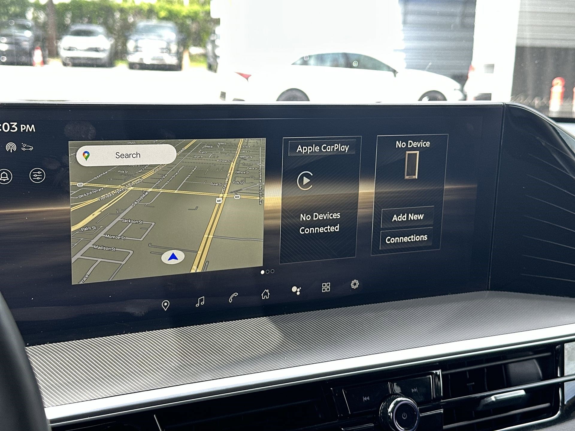 Used 2025 INFINITI QX80 Luxe RWD image 12